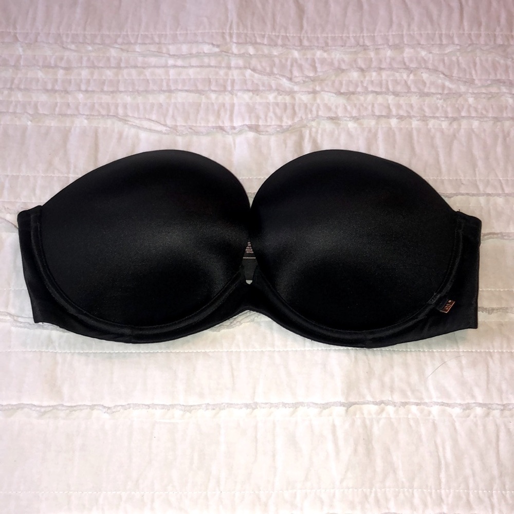 Victoria’s Secret Very Sexy Strapless Bra Sz. 32DD